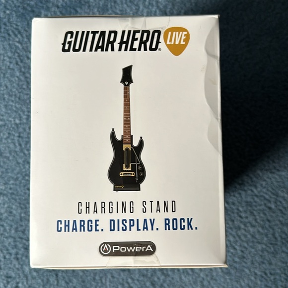 Guitar hero charging station NIB - Picture 3 of 5
